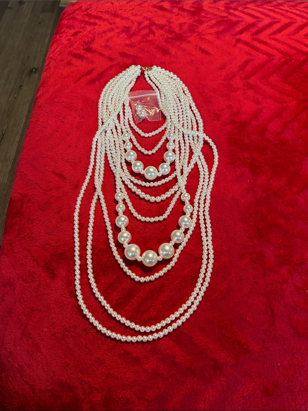 Elegant Multi-Strand White Pearl Necklace Set for Women